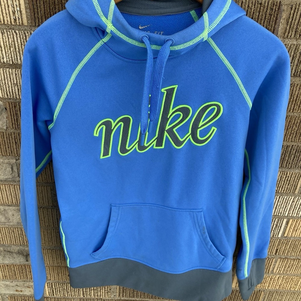 Nike Women's Small (= Youth Large) Thermafit Baby Blue Hoodie Heritage Spellout